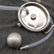 Yüzen Corny Kapağı